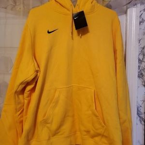Yellow Nike Hoodie 💛
